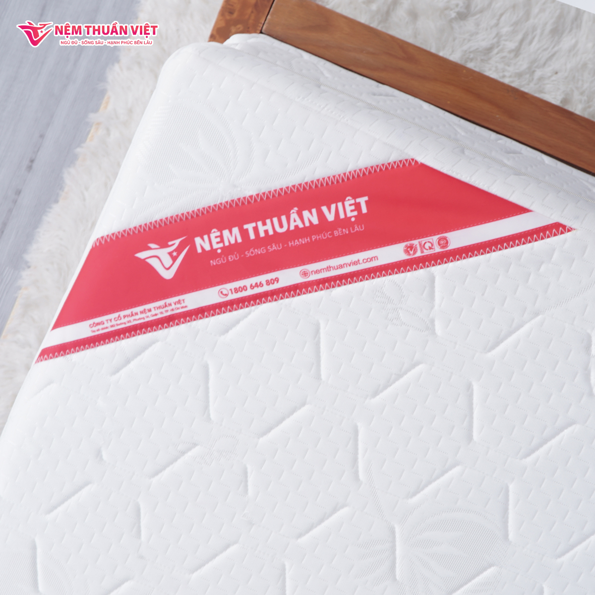 Ultra-White-Co-Logo (11)